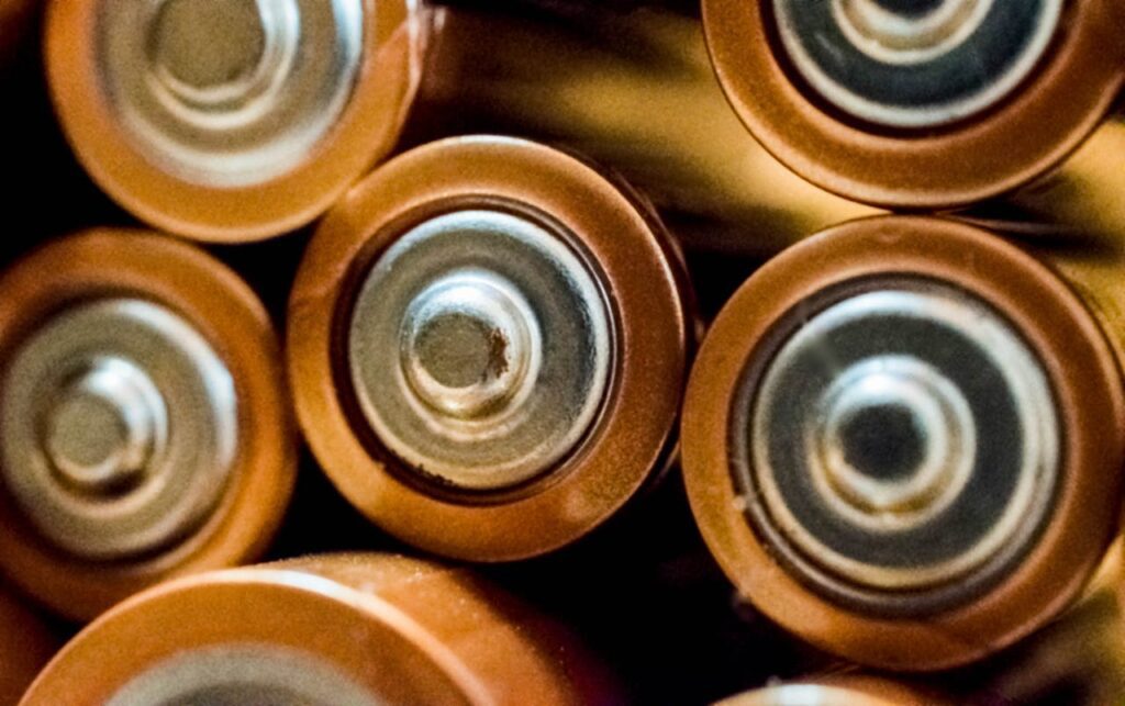 dry cell battery recycling